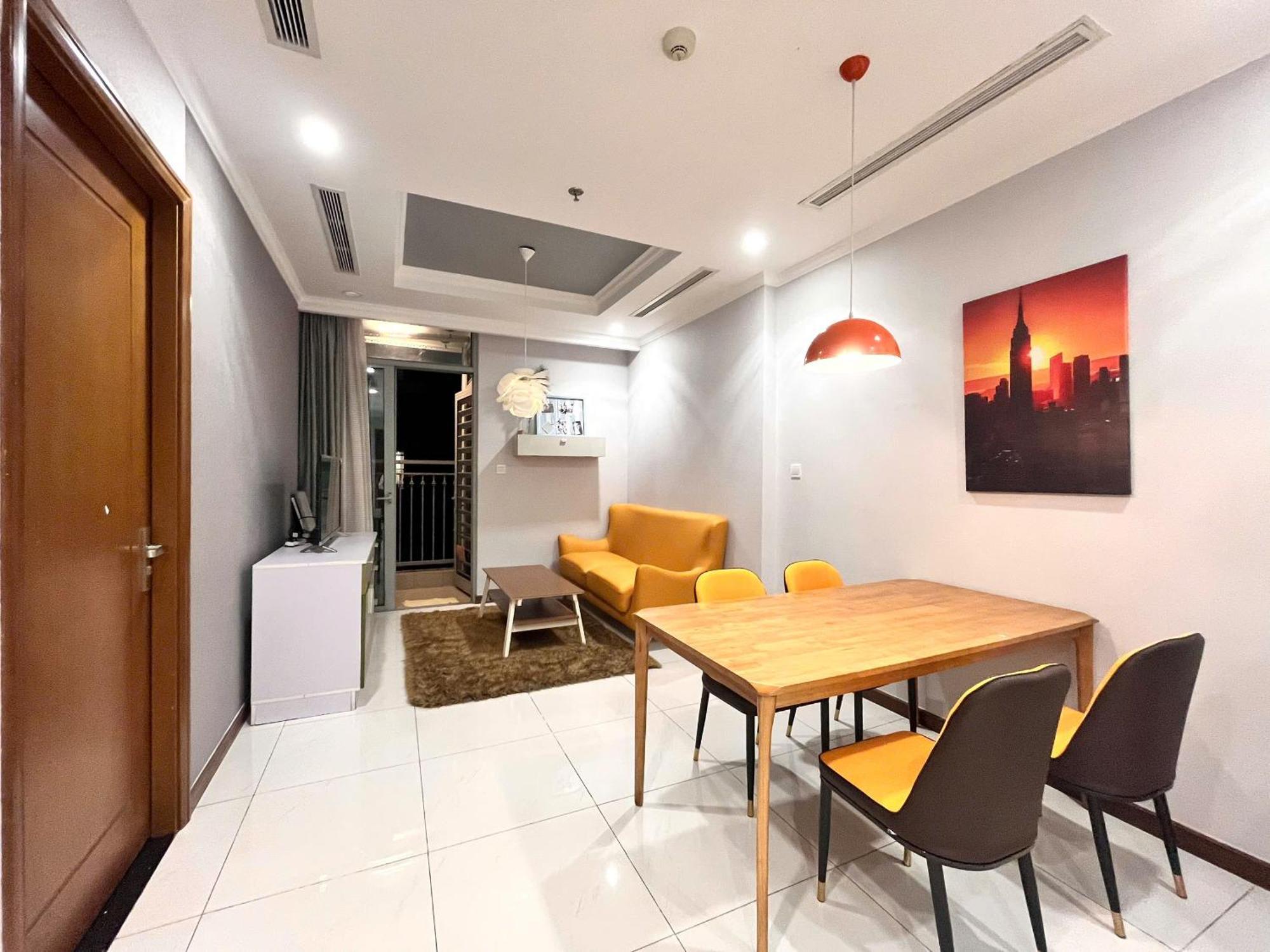 Vinhomes Park-serviced Apartment-10stars-modern Apartment